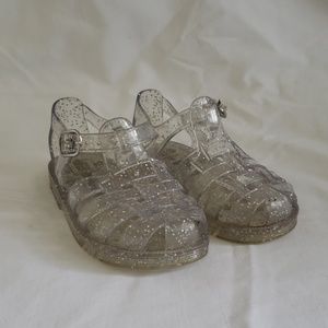 Clear Gap Jelly Sandal
